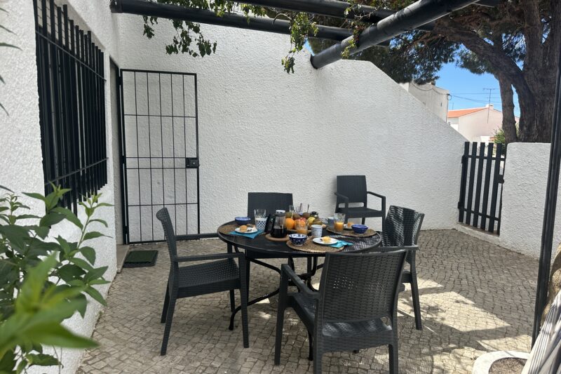 Buganvília House By FHR